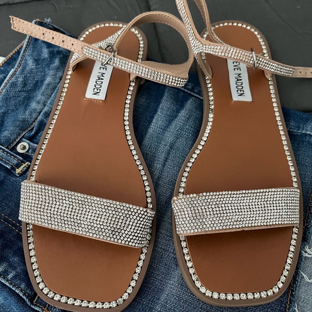 Steve Madden New without box sandals